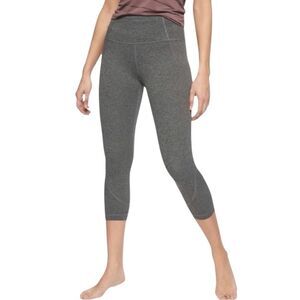 New Athleta Salutation Capri